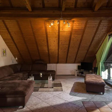 Eifelnatur - Haus 1-3 By Interhome